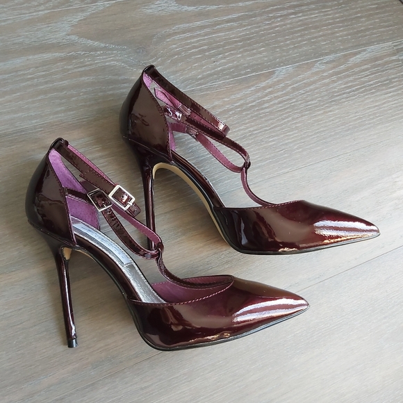 🚨BRAND NEW🚨 DAVID DIXON leather heels pumps - Picture 5 of 7